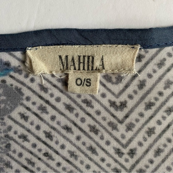 Mahila open-front kimono style top. 0/s - Picture 8 of 10